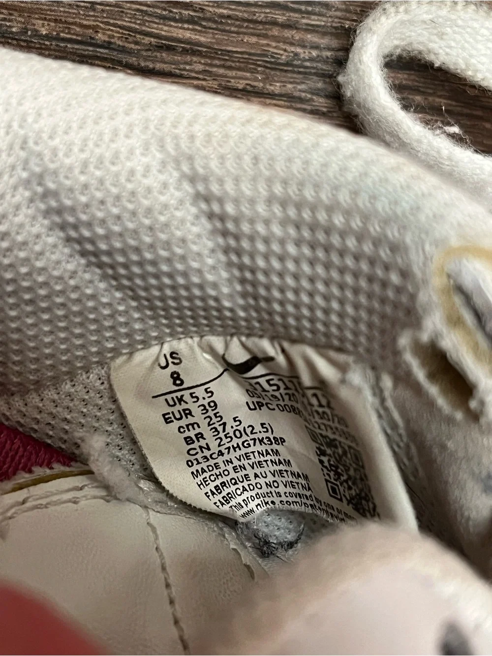 Nike Air Force 1 White Leather Sneakers Women’s Size 8 | Superfeet Insoles